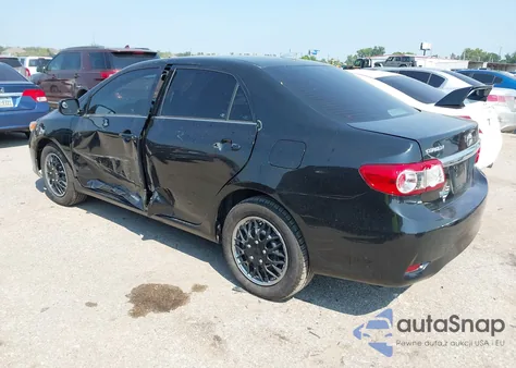 2013 Toyota Corolla Le z USA, uszkodzony, nr VIN 5YFBU4EEXDP093646